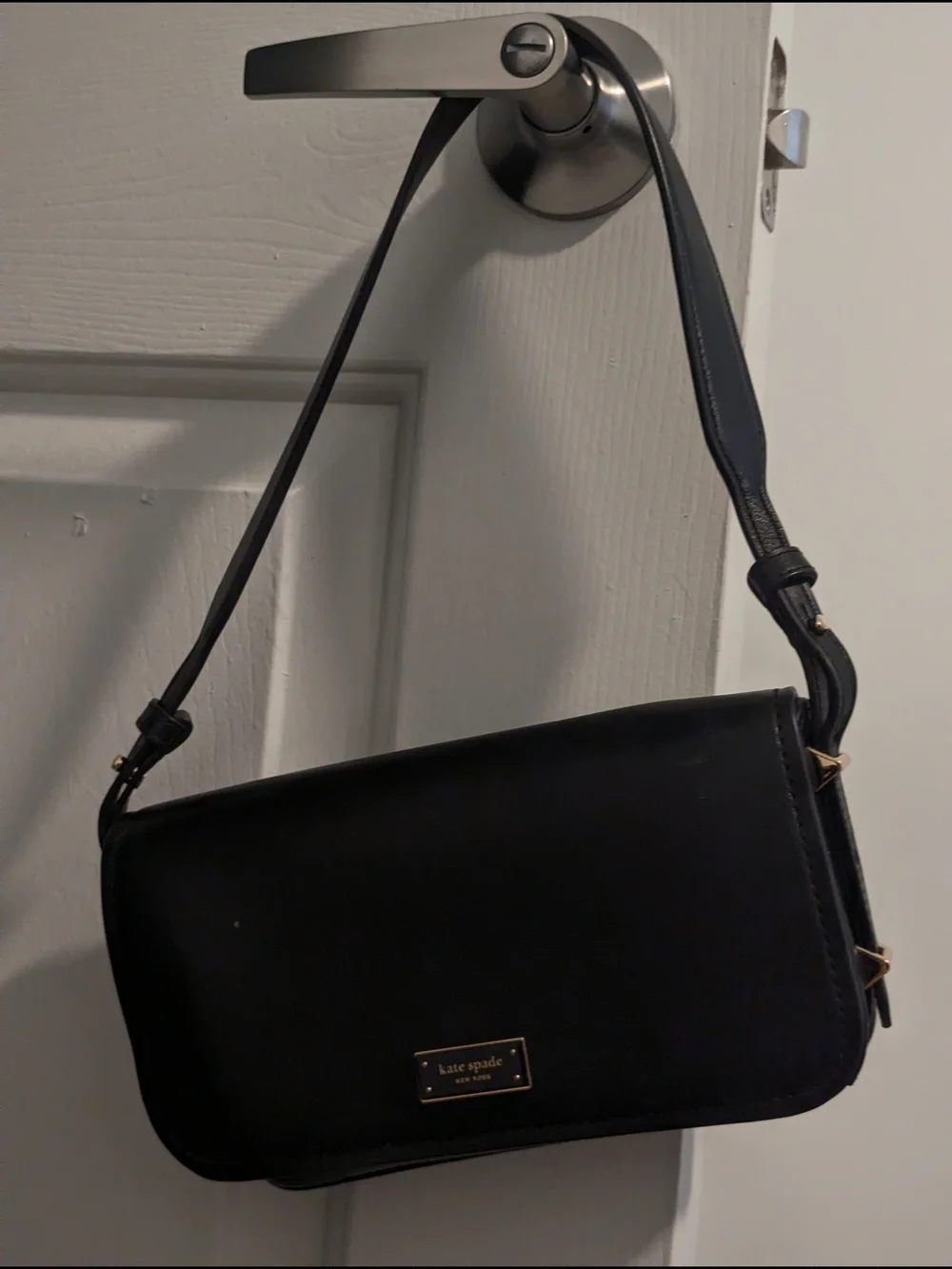 Kate Spade New York Black Smooth Leather Flap Shoulder Bag Gold Stud Accents 90s